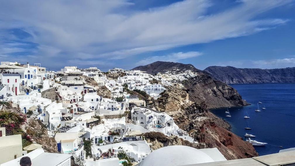 Santorini Pleasure Studios Fira  Exteriér fotografie